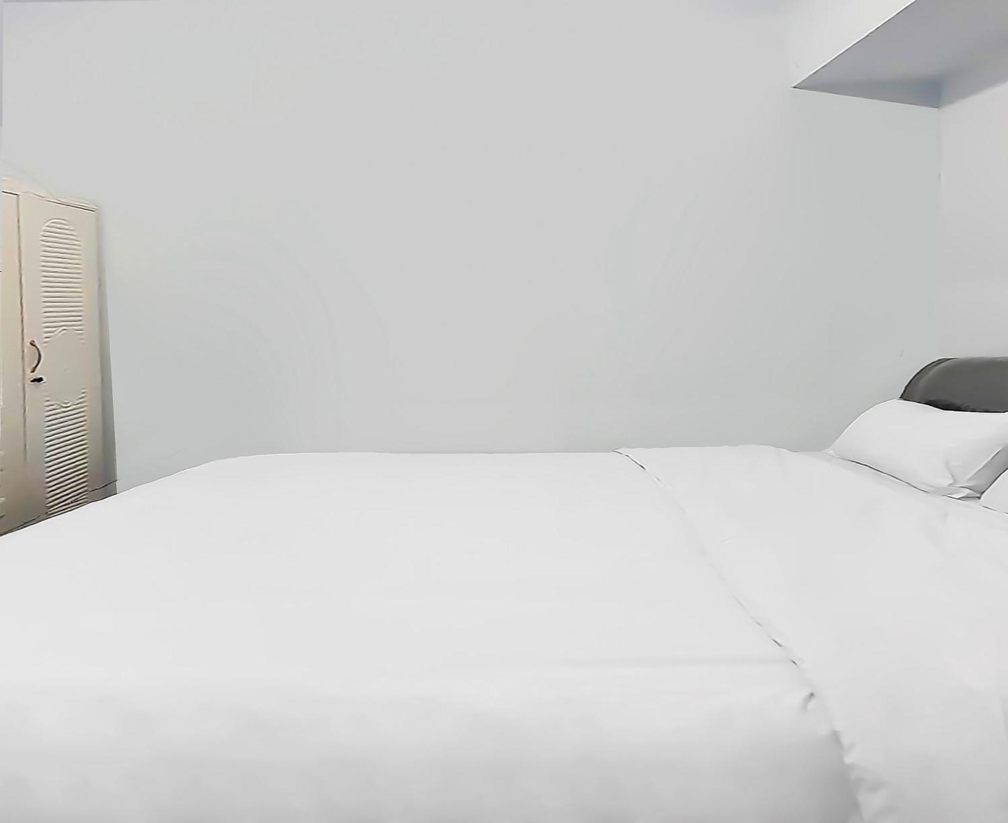 Hotel Spot On 92236 Kediri Family